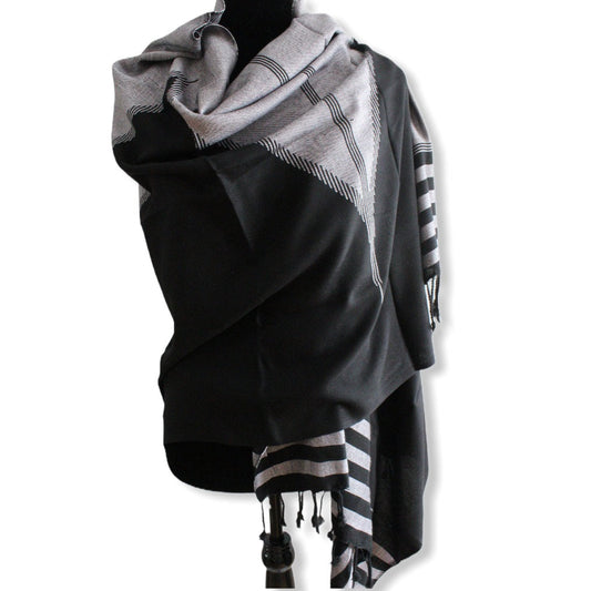 Châle géométrique tissé à la main - Noir et blanc