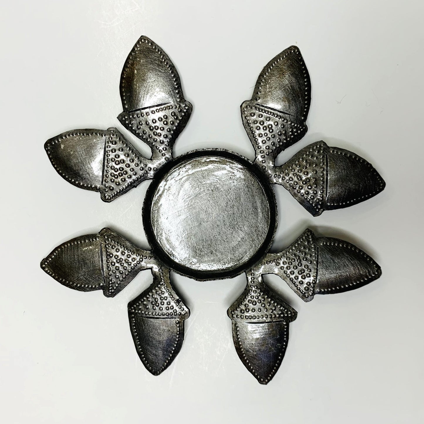 Metal Tealight Plate -Acorn
