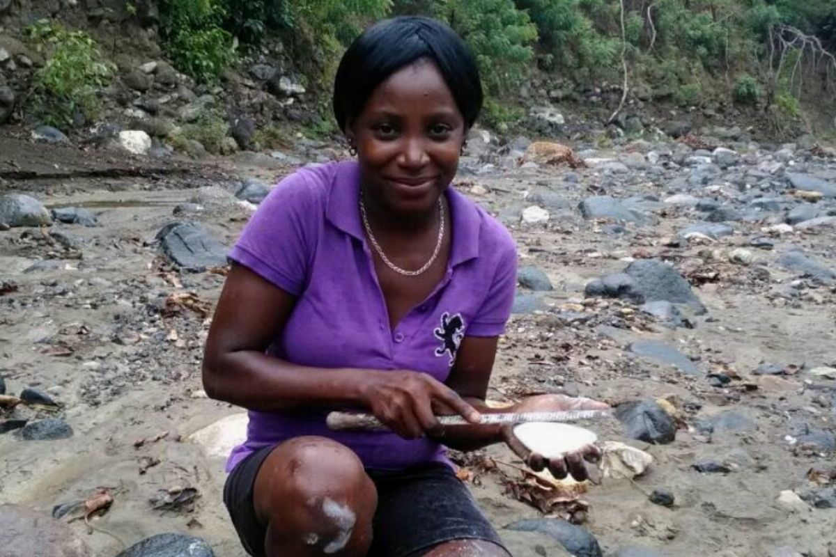 Riverstone Tealight - Heart