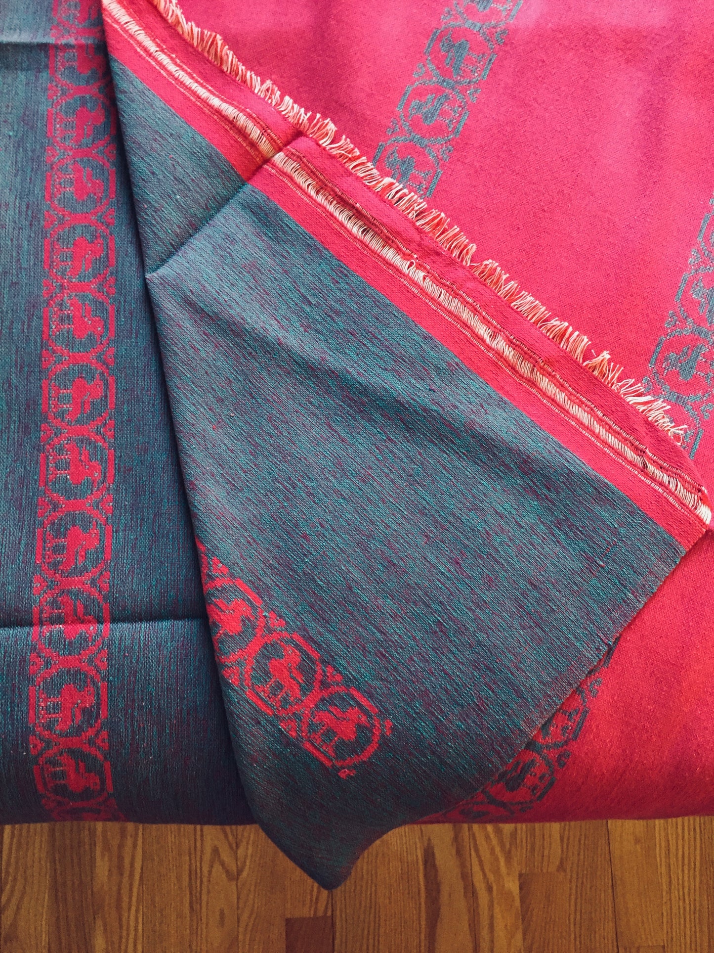 Handwoven Egyptian Cotton Bedcover - Rooster Motif - Single