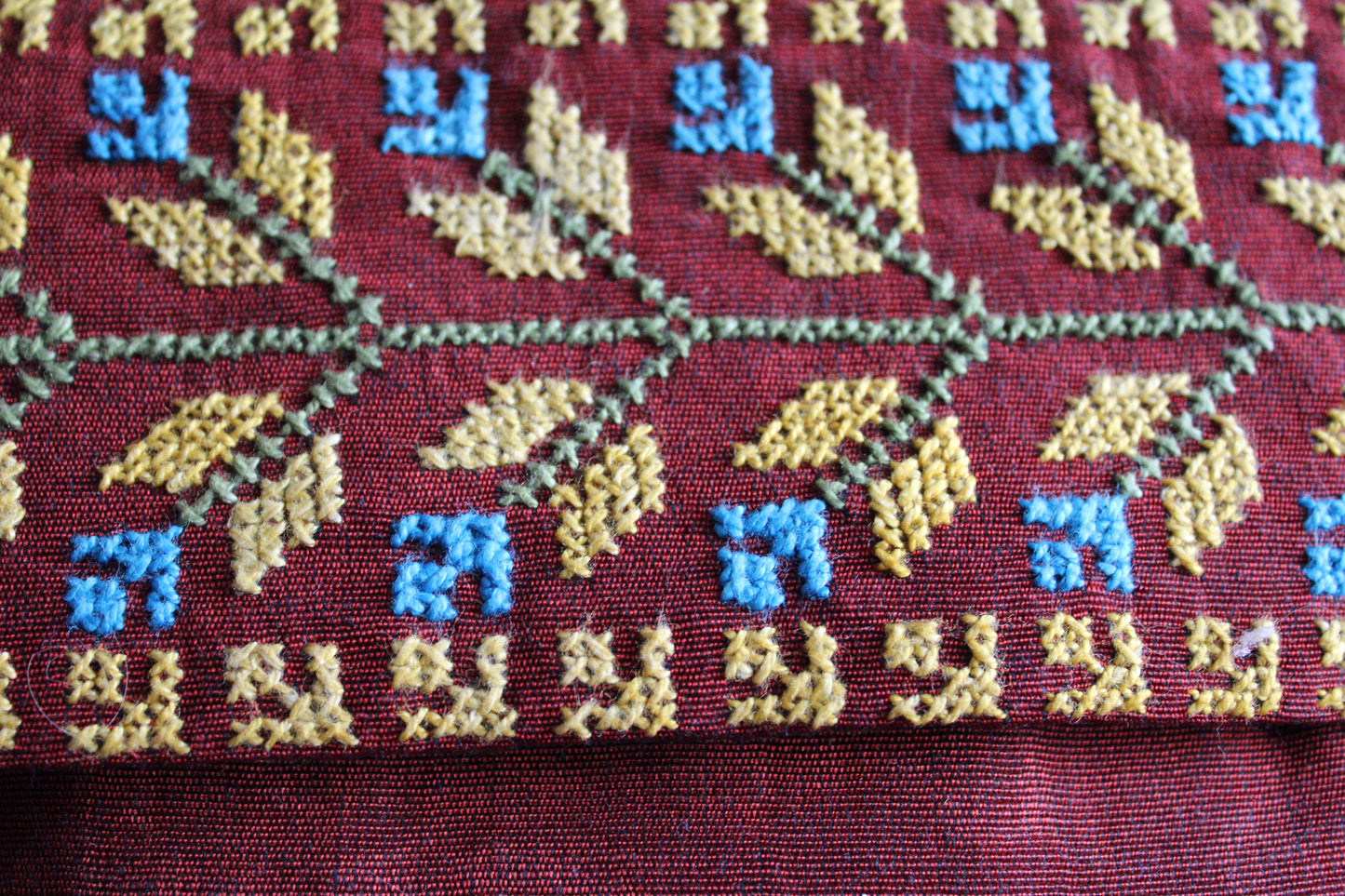 Maha Handcrafted Moiré Arish Shoulder Bag - Burgundy