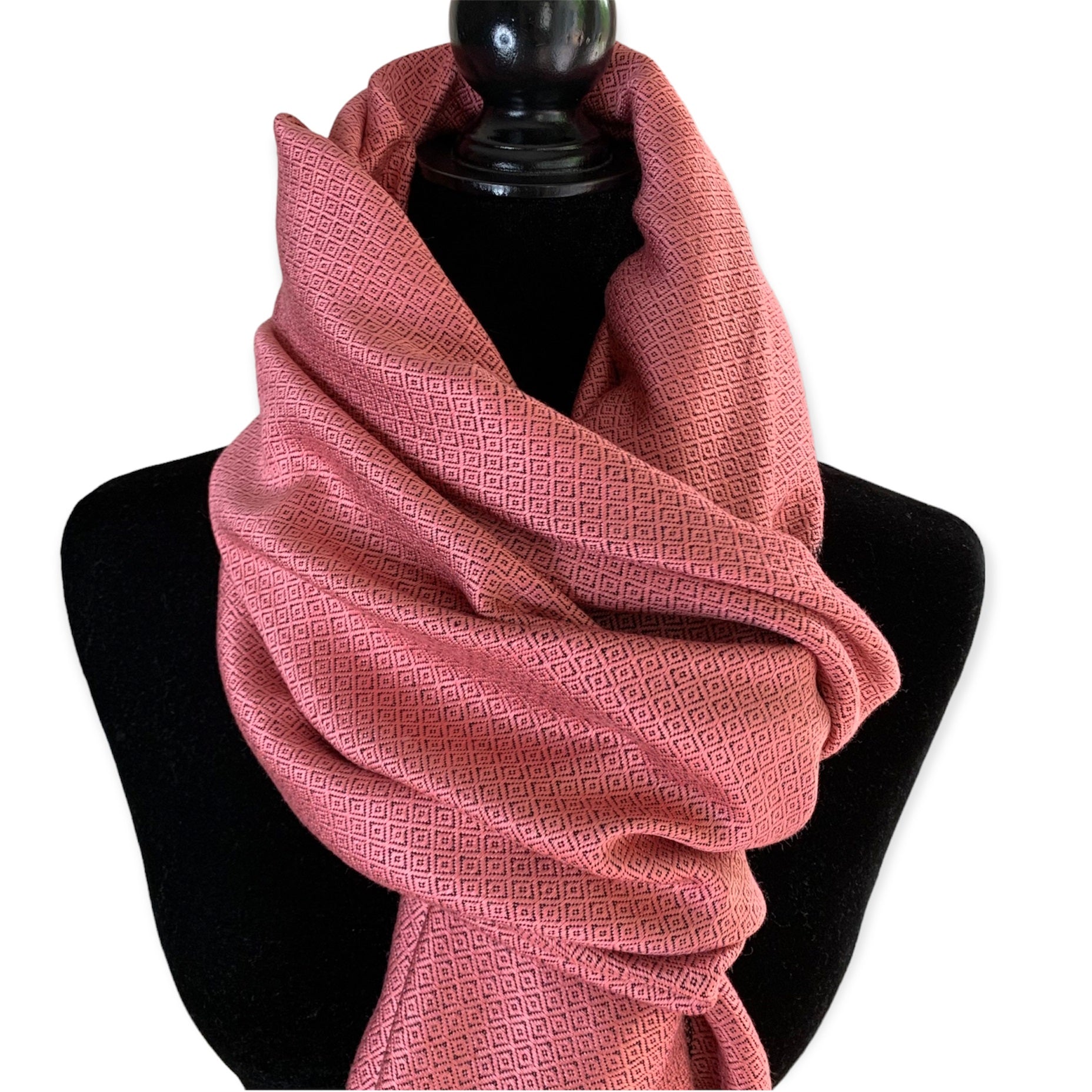 Double-faced Diamond Handwoven Bamboo Viscose Shawl - Pink
