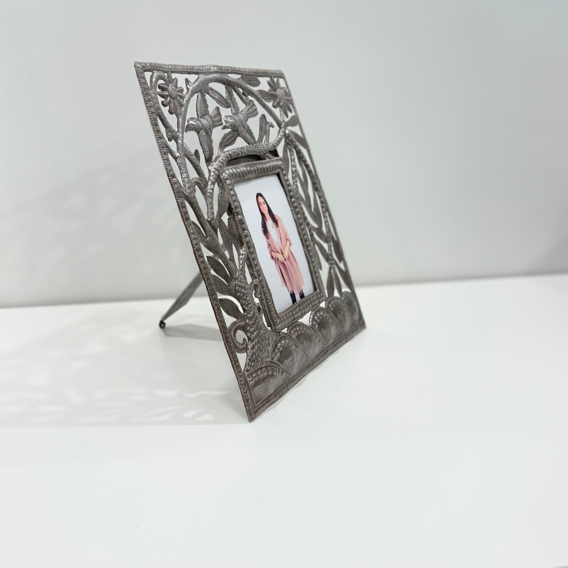 Metal Wall and Tabletop Birds Picture Frame