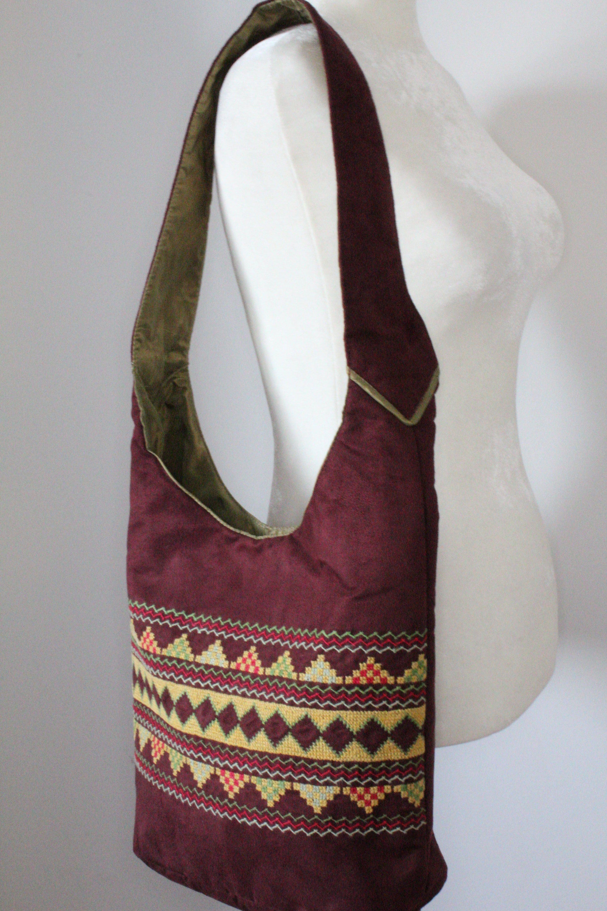 Bahga Handcrafted Shoulder Bag - Burgundy