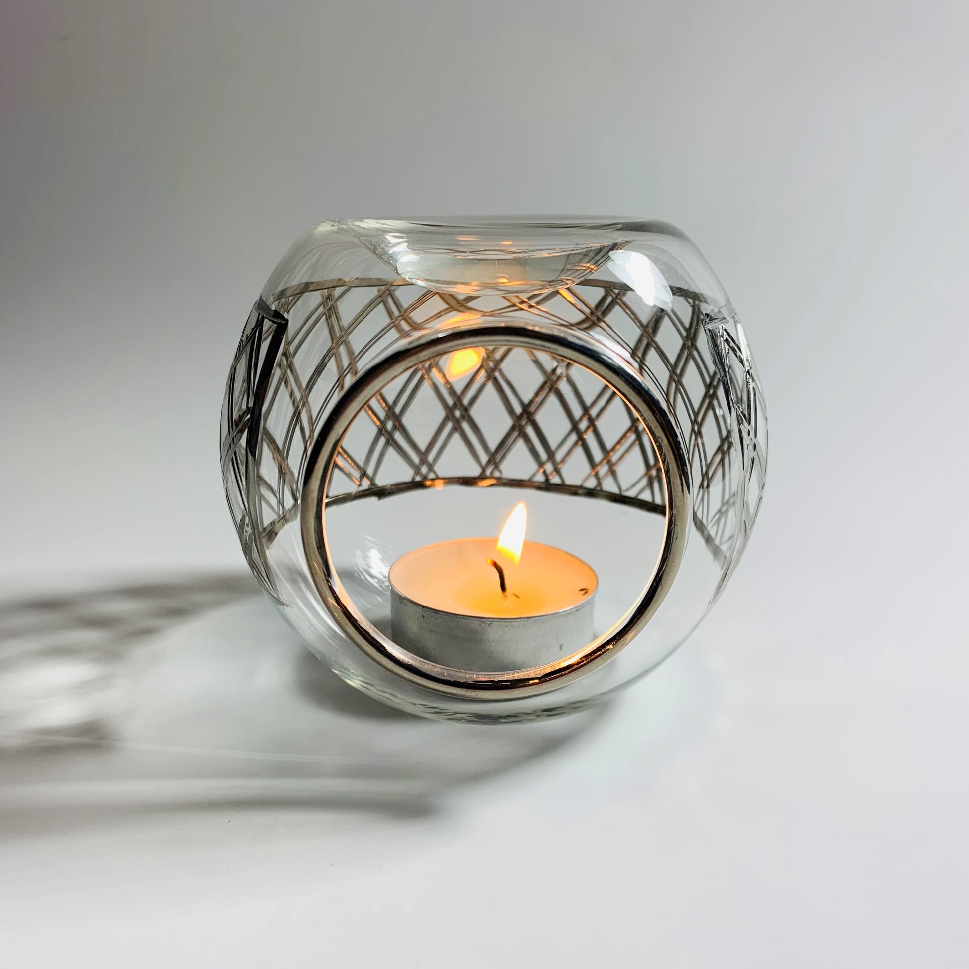 Blown Glass Oil Diffuser - Silver Lines