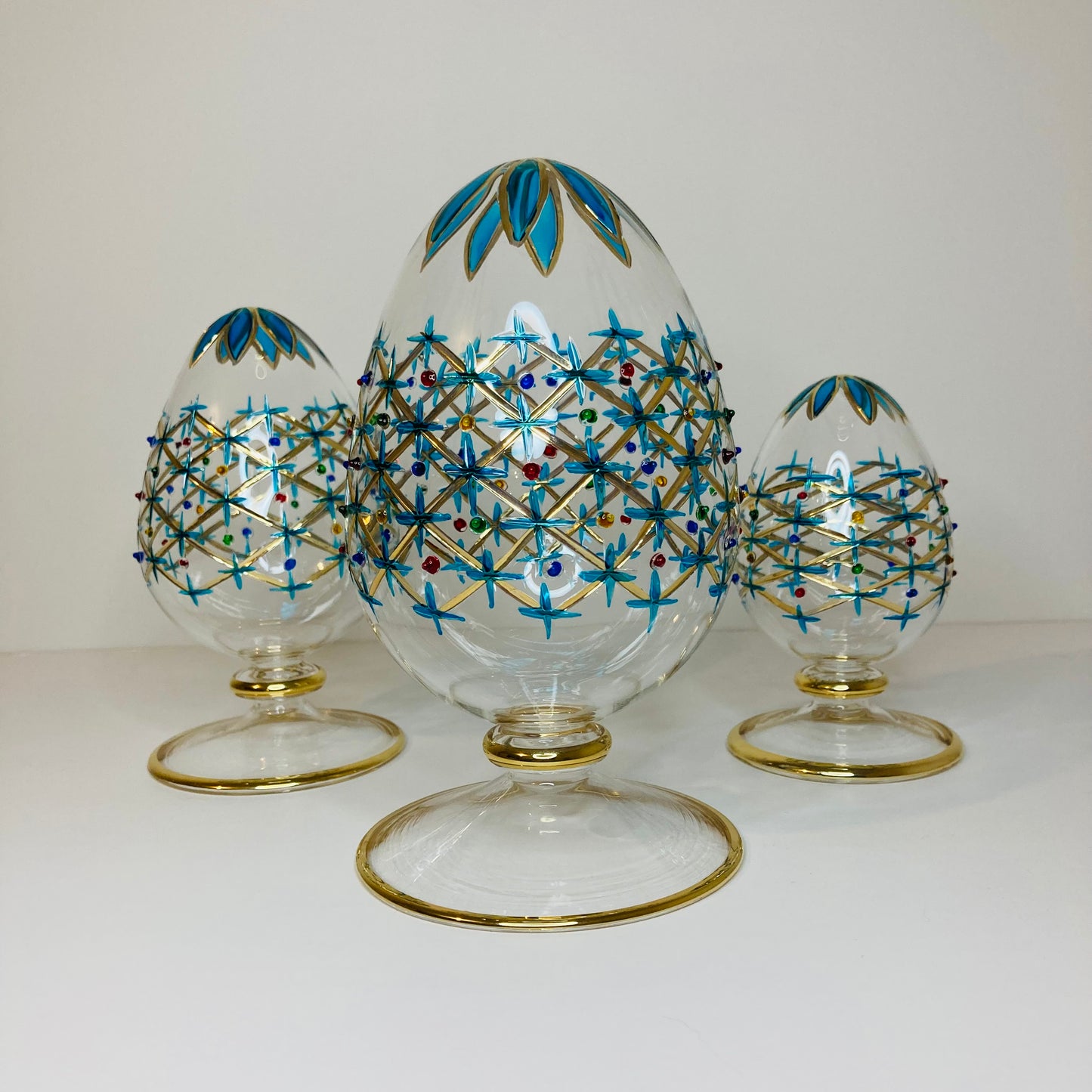 Blown Glass Tabletop Egg - Turquoise Stars
