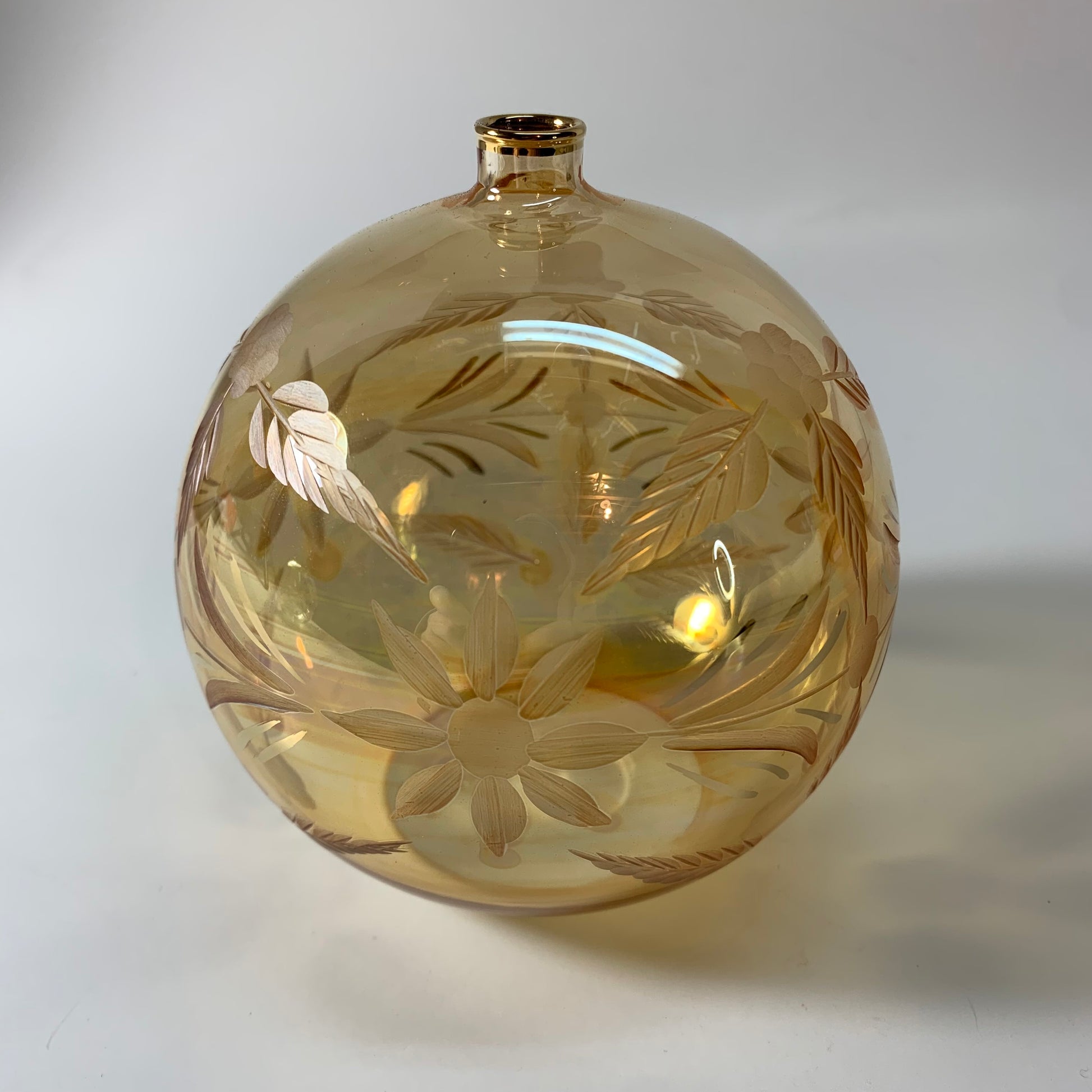 Blown Glass Reed Diffuser - Delicate Flowers