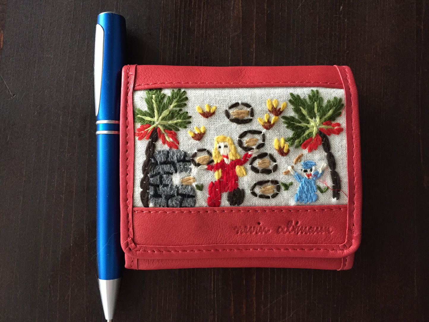 Handmade Leather Wallet with Hand Embroidery - Euro Wallet - Dandarah