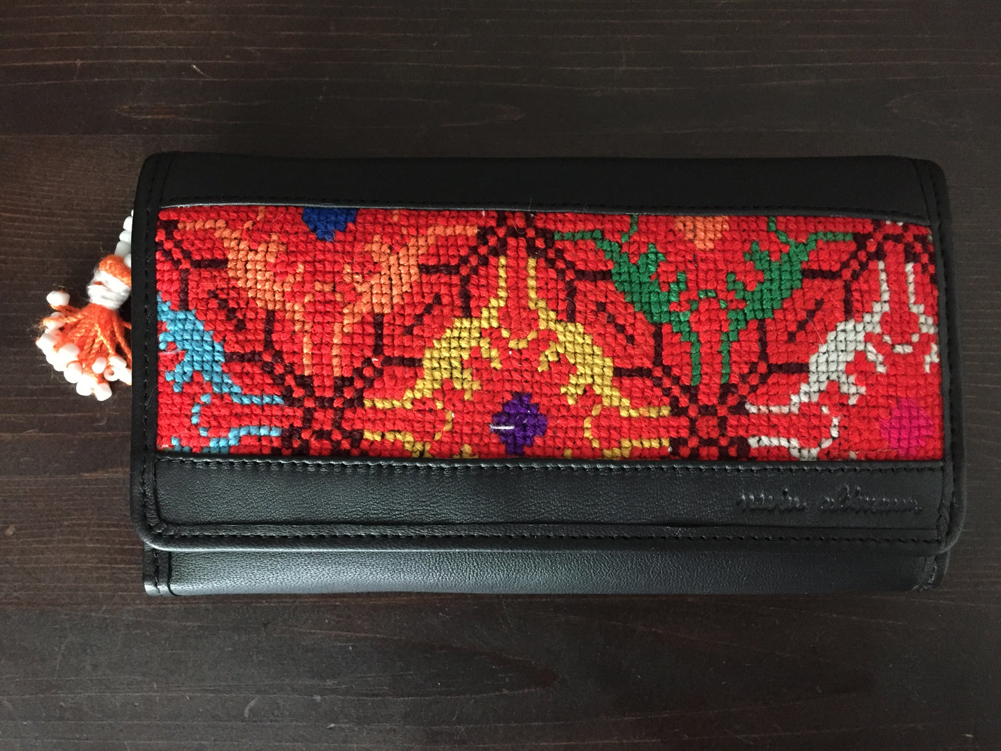 Handmade Leather Wallet with Hand Embroidery - Large - Dandarah