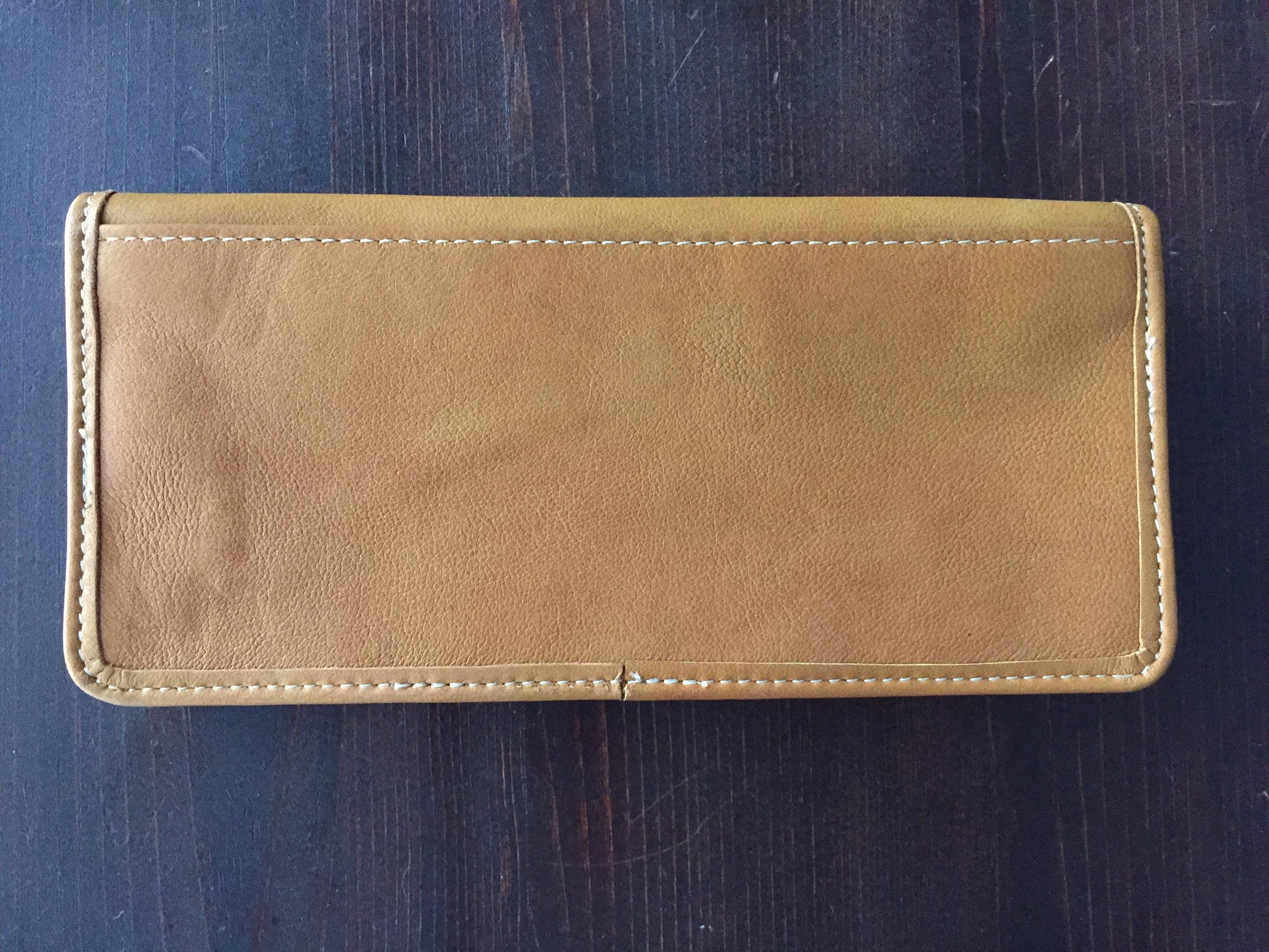 Handmade Leather Wallet with Hand Embroidery - Medium - Dandarah