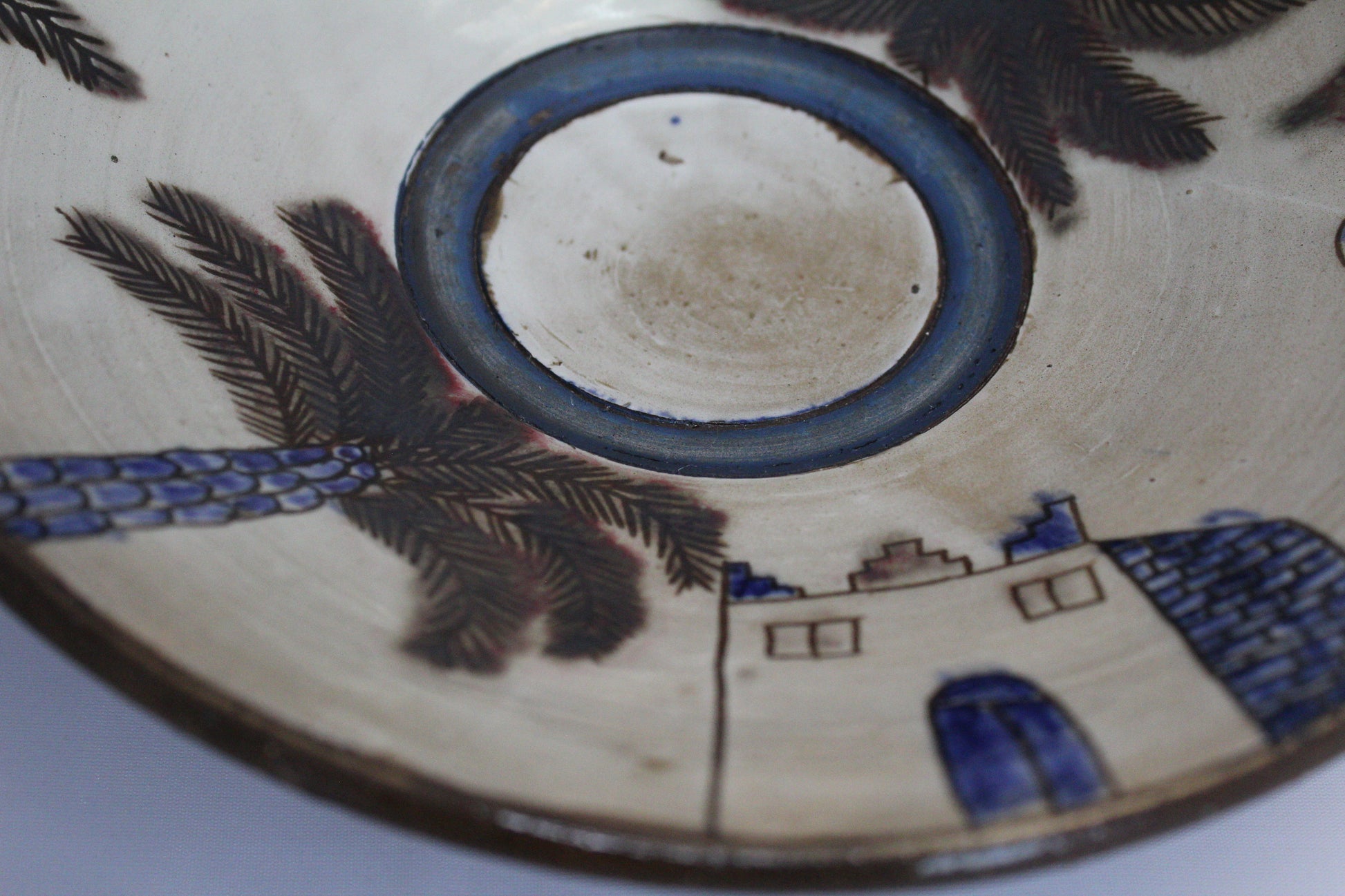 Pottery Round Plate - Palm Tree & Egret