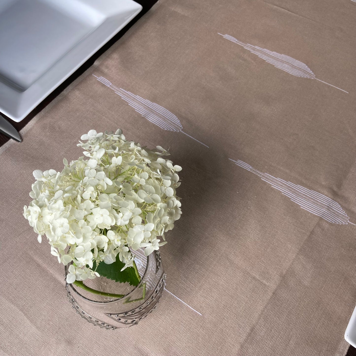 Handwoven Egyptian Cotton Table Runner - Feather: Beige