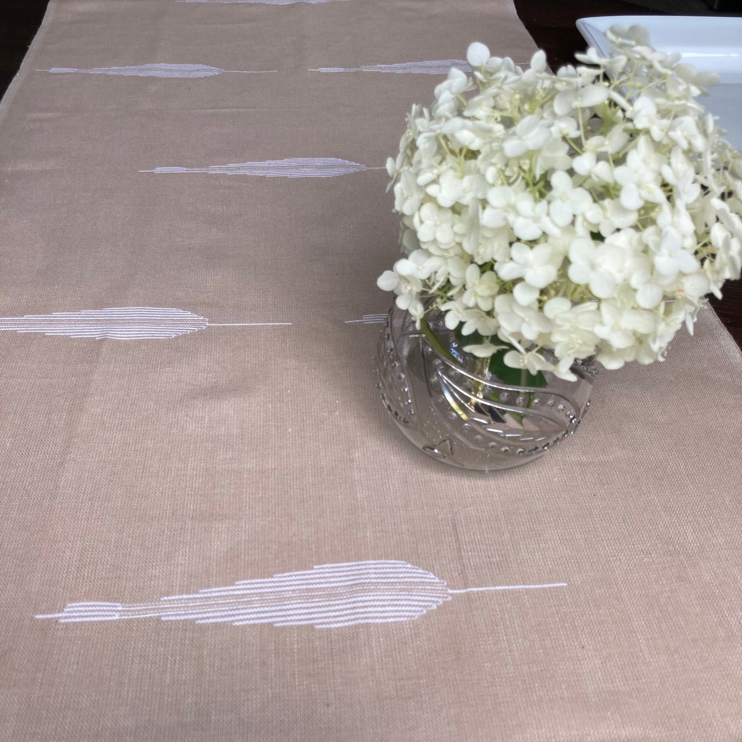 Handwoven Egyptian Cotton Table Runner - Feather: Beige