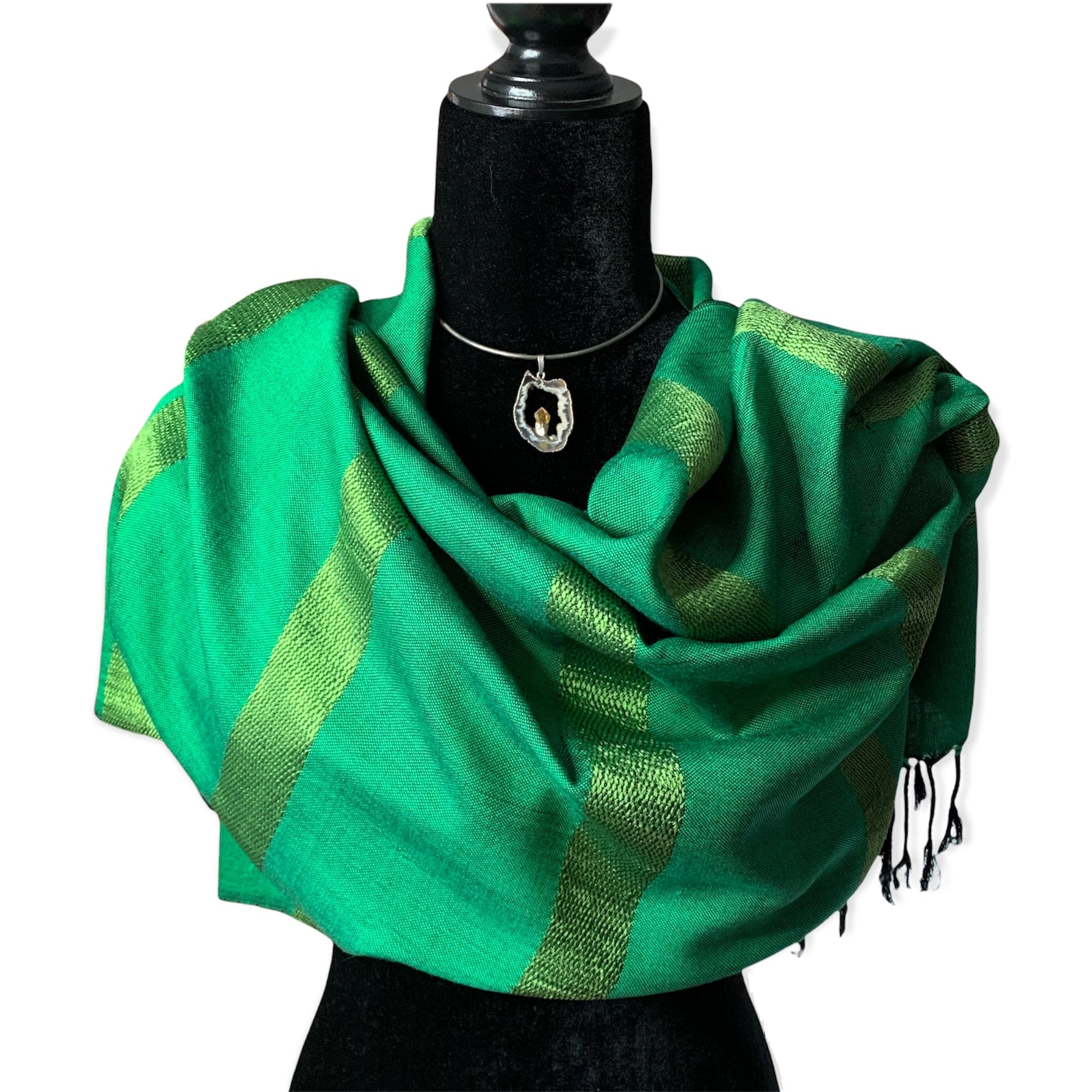 Helyat Handwoven Scarf Green