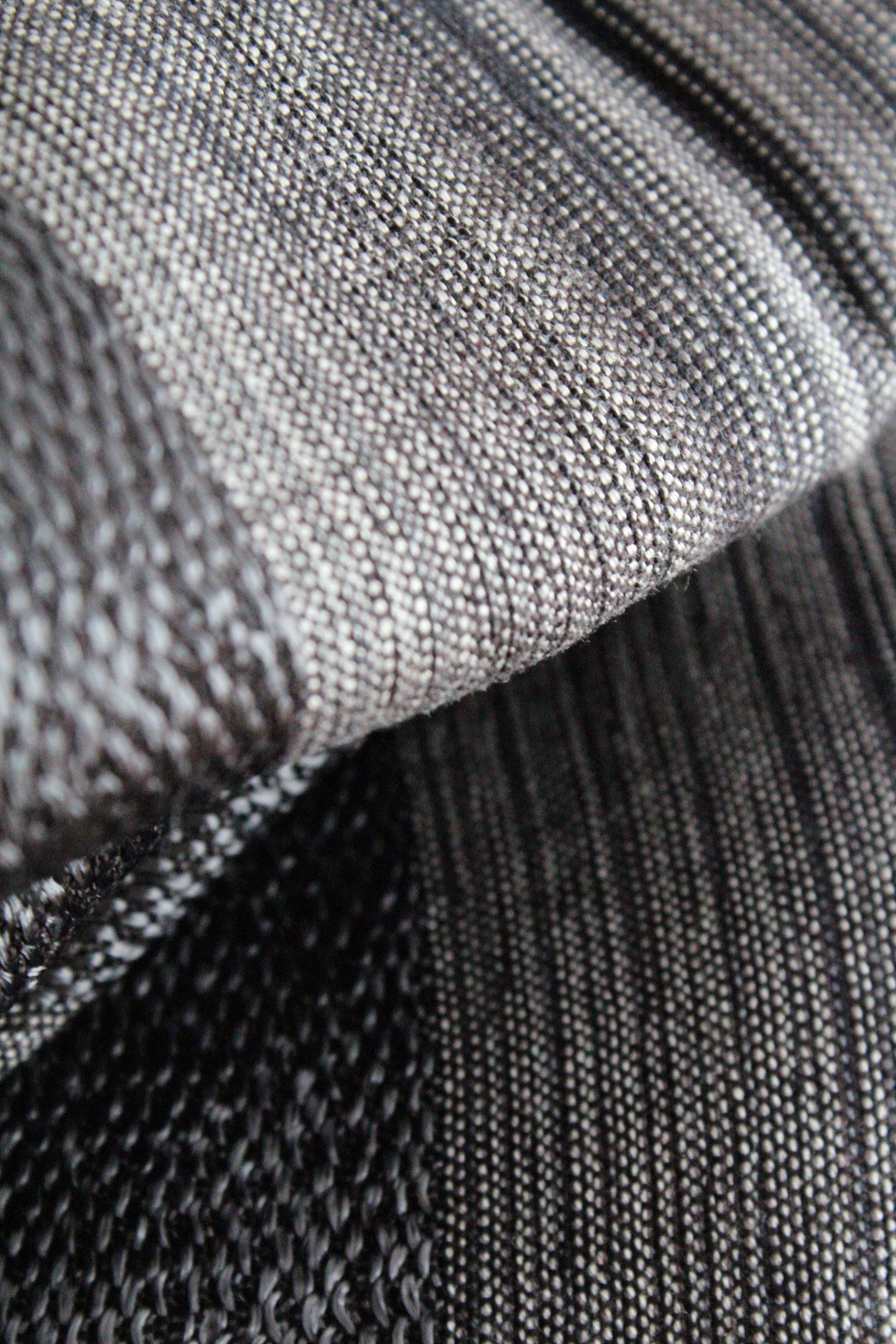 Helyat Handwoven Shawl - Variegated Black & Gray