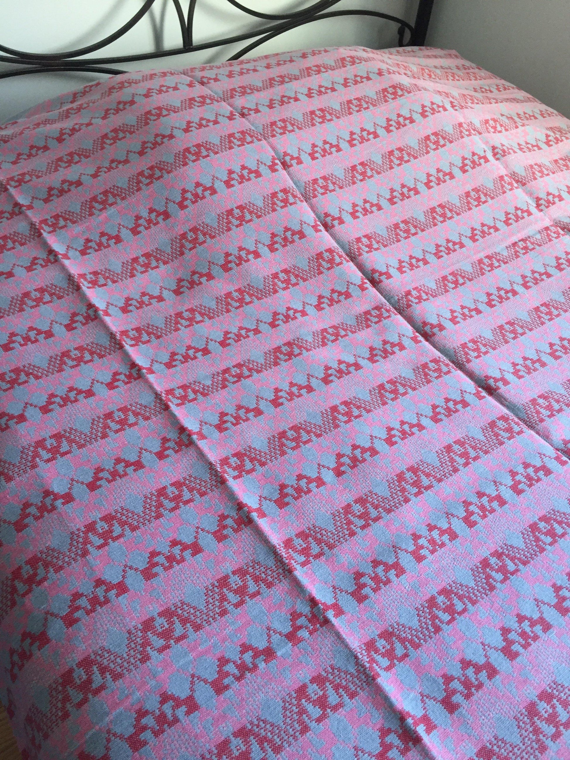 Handwoven Egyptian Cotton Bedcover: Gray & Rosewood Diamonds - Double/Queen