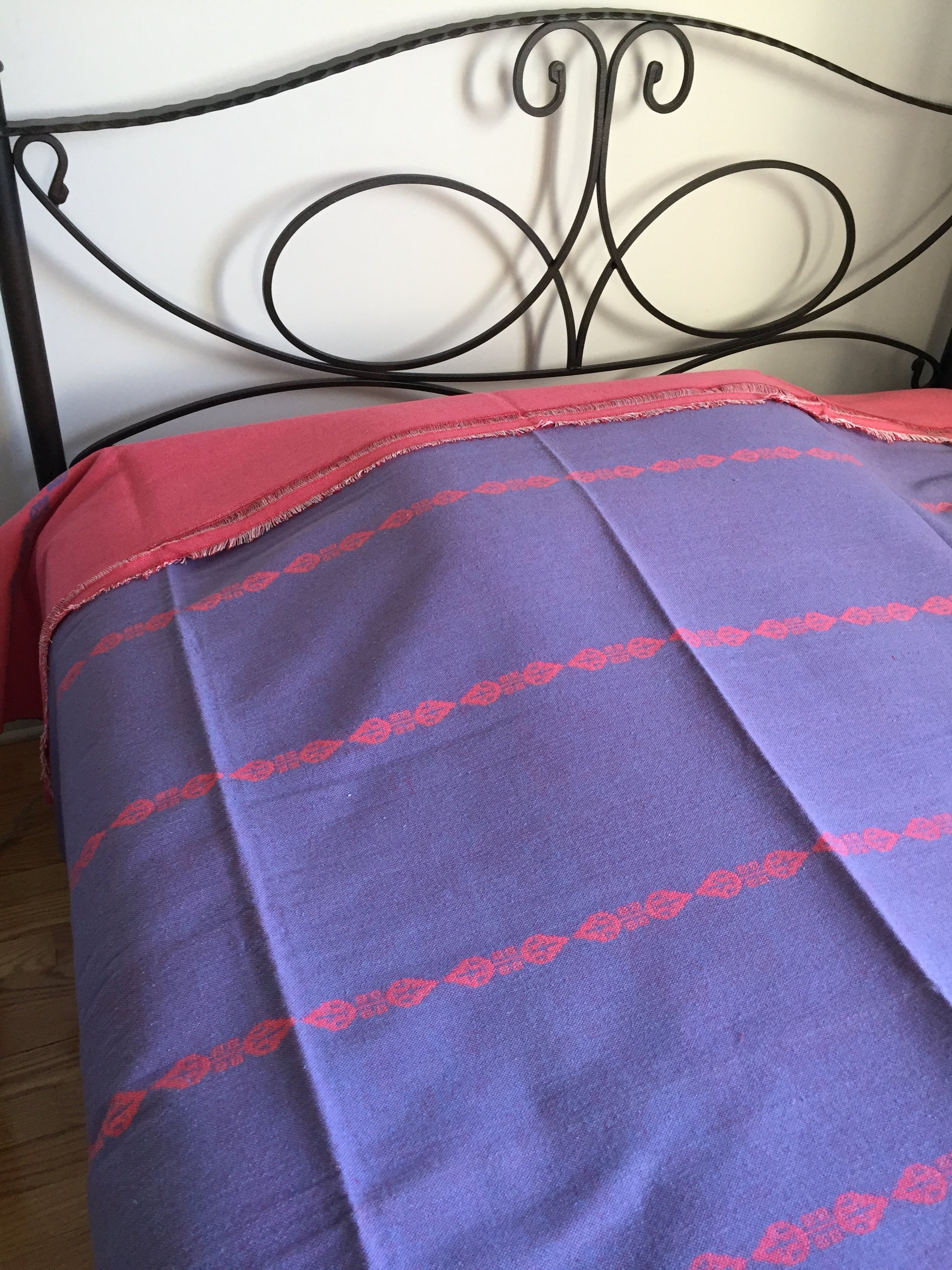 Handwoven Egyptian Cotton Bedcover: Leaves Motif - Single