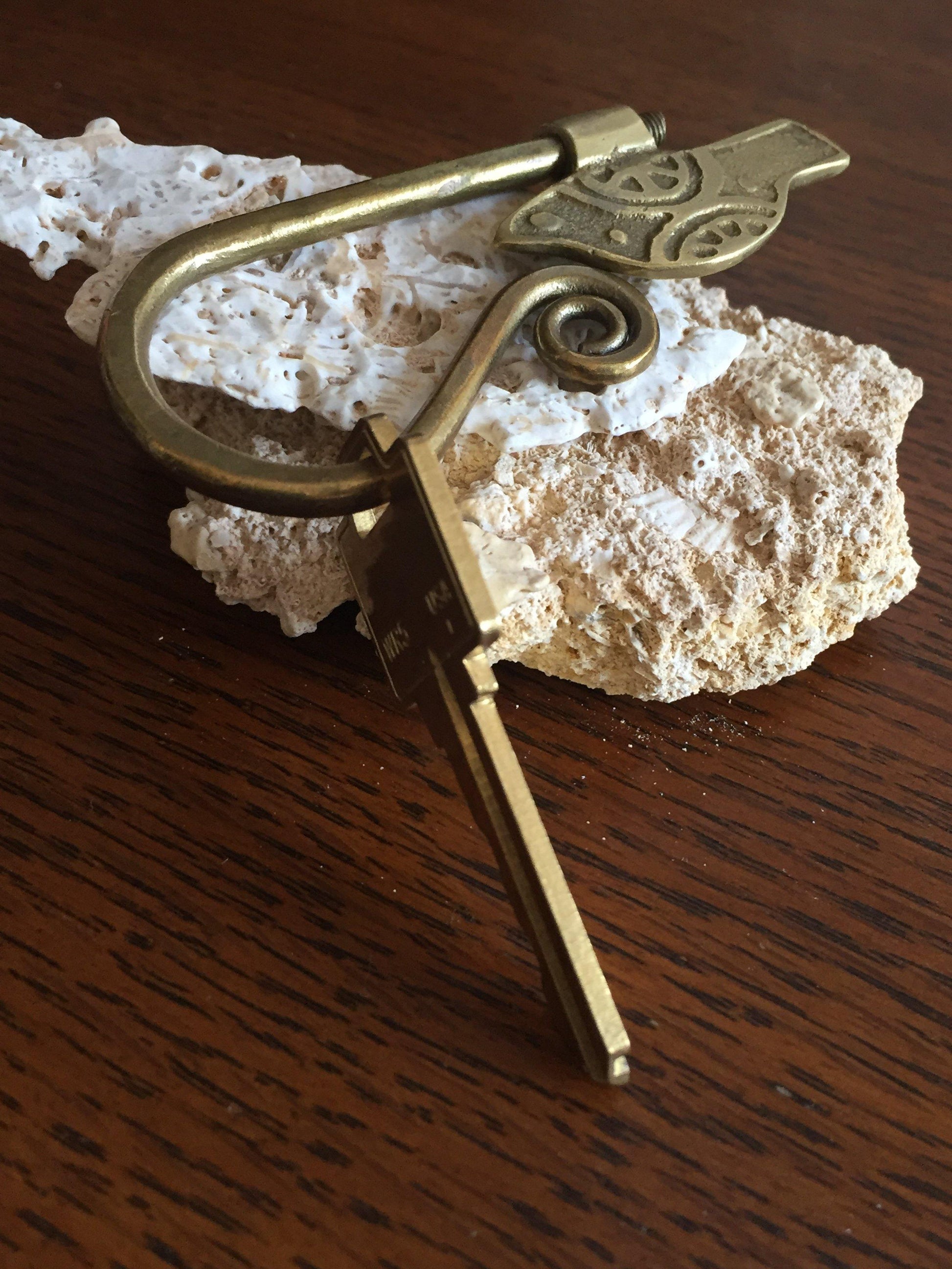 Handmade Brass Key Chain - Pigeon