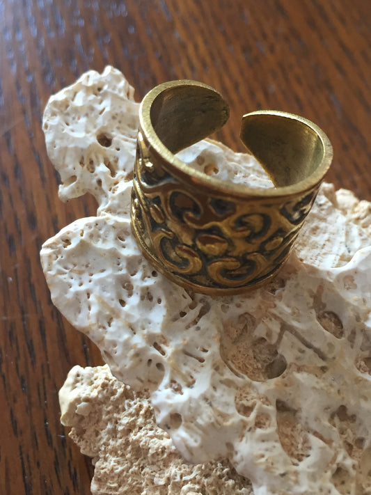 Handmade Brass Band Ring - Floral