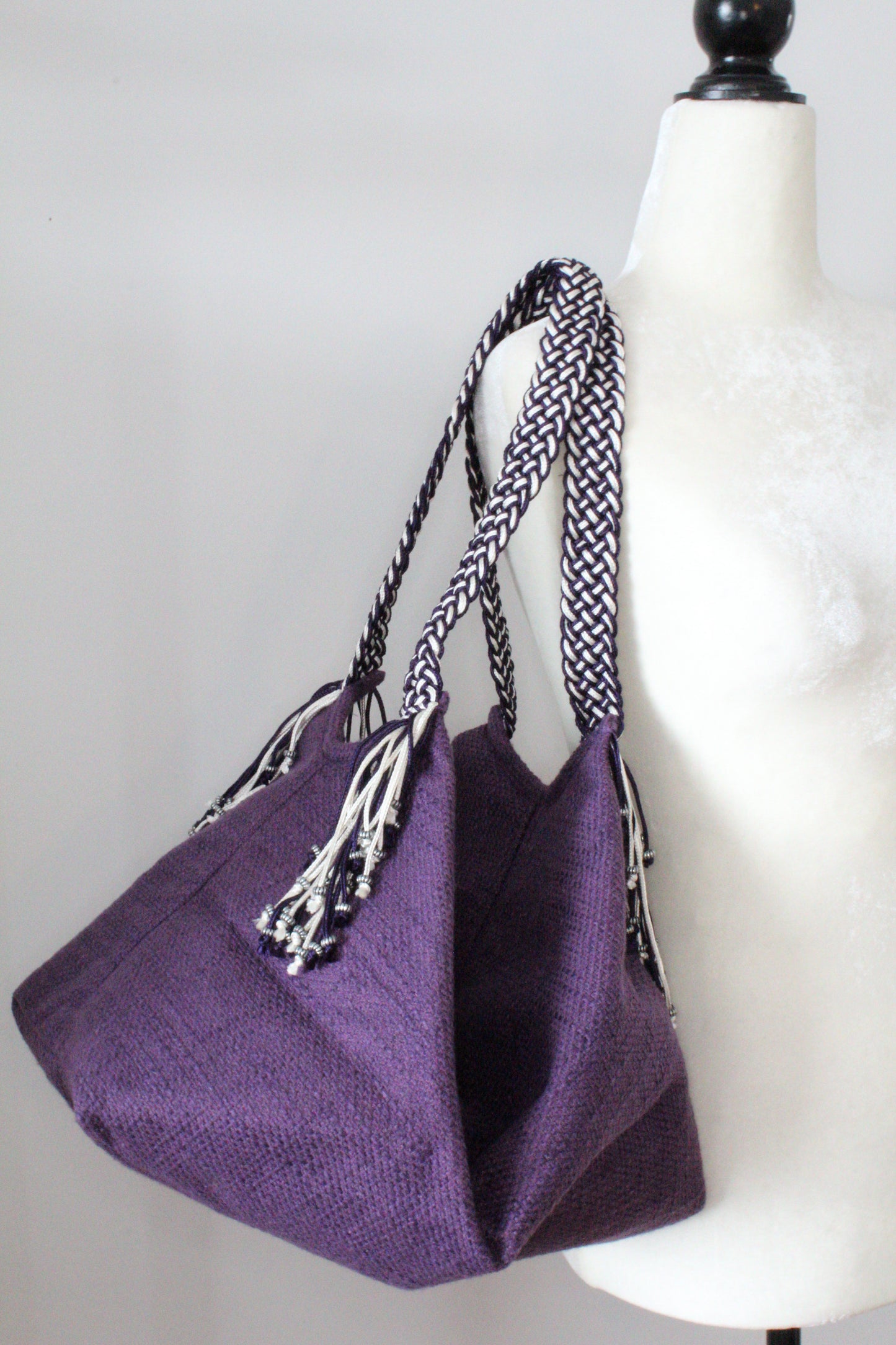 Sofia Handcrafted Shoulder Bag - Mauve